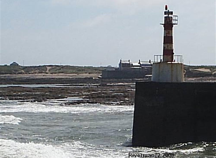 5.Lightstructure on S Pier, Amble
