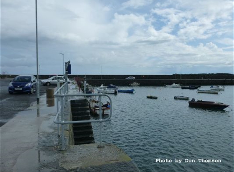 Improved wall with power supply