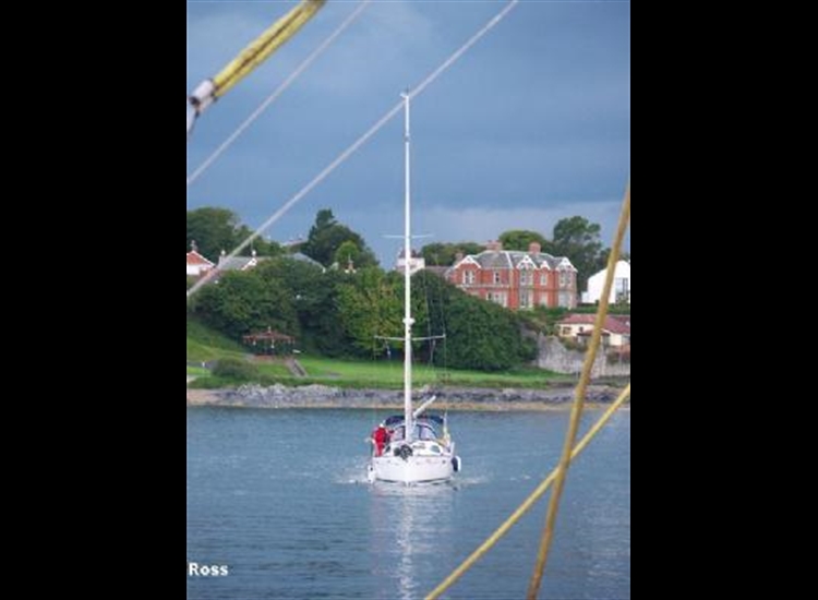 Approaching Bangor Marina, fenders at the ready
