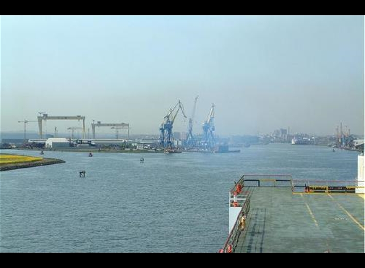 Belfast Docks inbound with Musgrave Channel to port