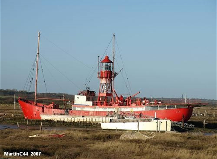 4.Woodrolfe Creek approaching Tollesbury Marina