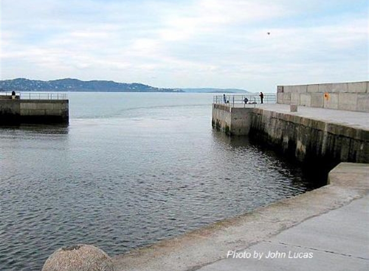 Bray Harbour Entrance