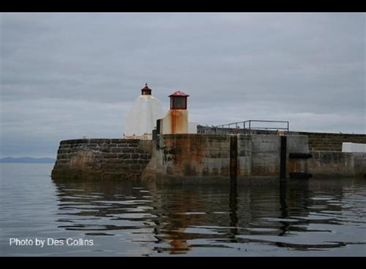 Burghead pierhead. Note the two lights