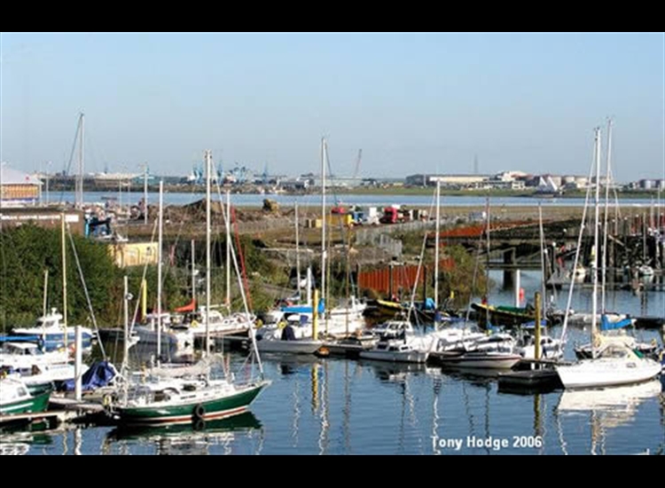 6.Small Craft Moorings in R.Ely