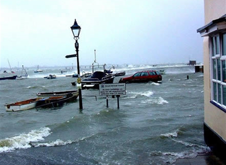 Emsworth Quay flooded 10th Mar 2008, Not so sheltered after all !