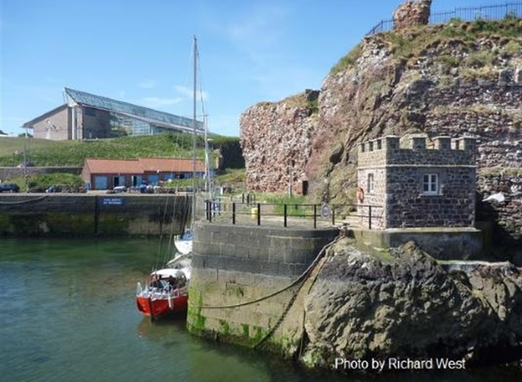 Dunbar Visitors berths