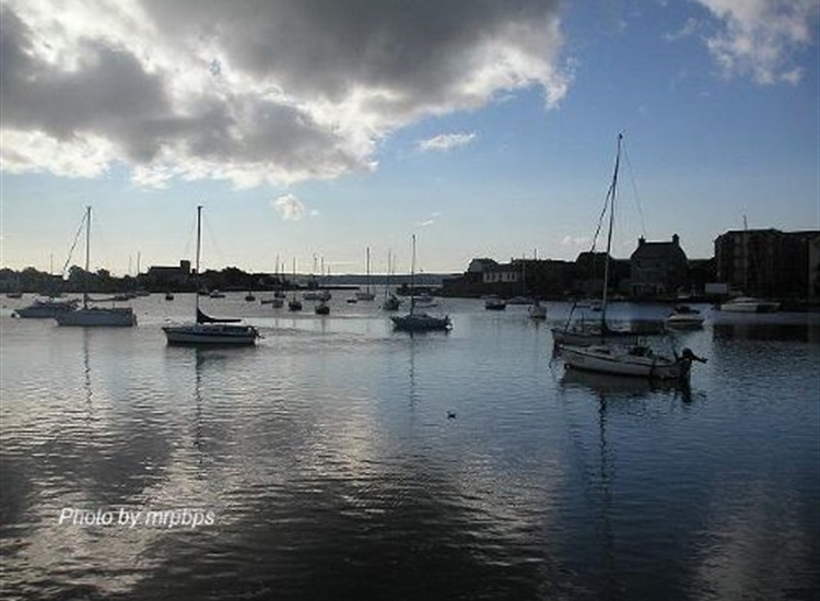 Dungarvan Harbour at HW. Town Quay and pontoon far right