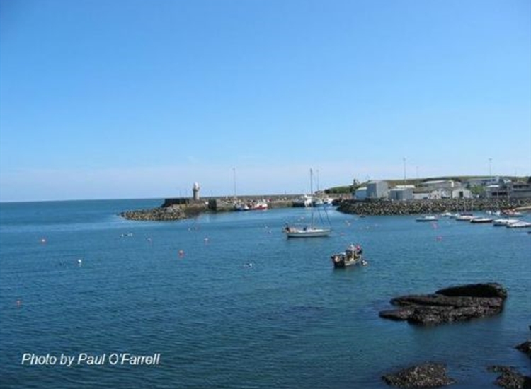 Dunmore East from the NNW. Note the mooring buoys