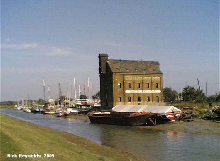 Iron Wharf Boatyard, Faversham looking North