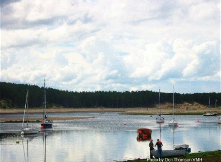 Findhorn entrance including PHM & 2 SHM