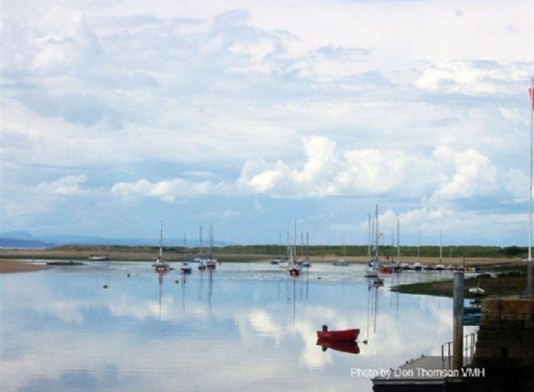 Findhorn looking NW from South Pier