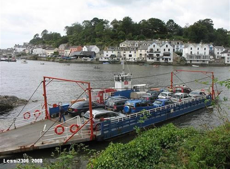 Chain Ferry Bodinnick
