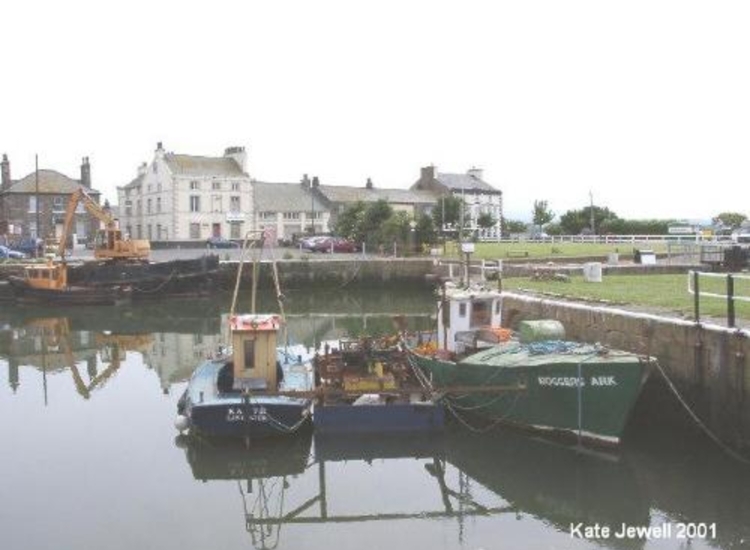 Commerecial Dock, with lock to Marina