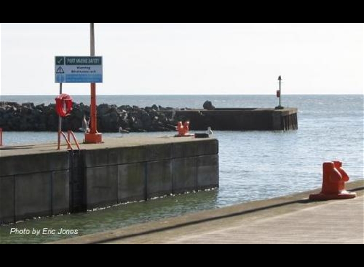 Kilkeel Inner Harbour entrance. South pierhead is out of shot on right