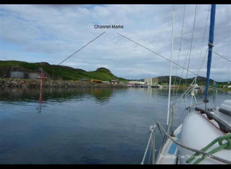 Kinlochbervie Approach showing Channel Marks