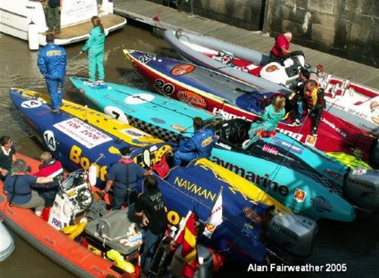 2.In the Lock at Brunswick Docks