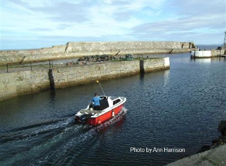 Lossie. Outbound from West basin with dog-leg to the left ahead