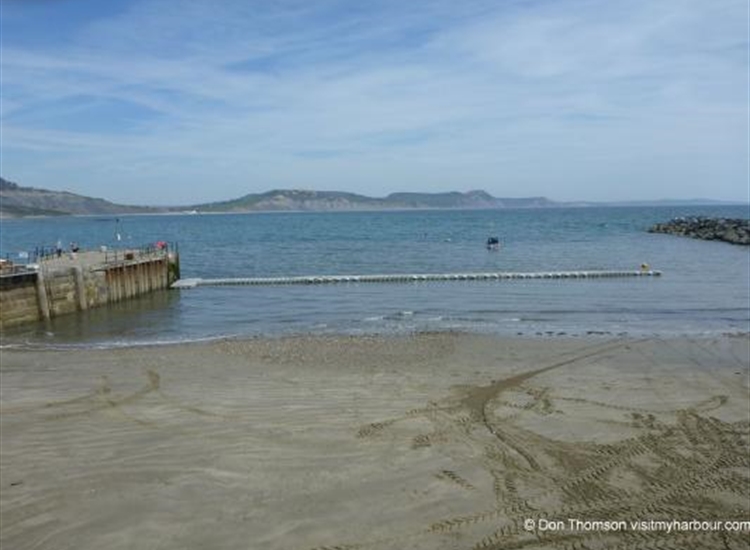 Pontoons being installed