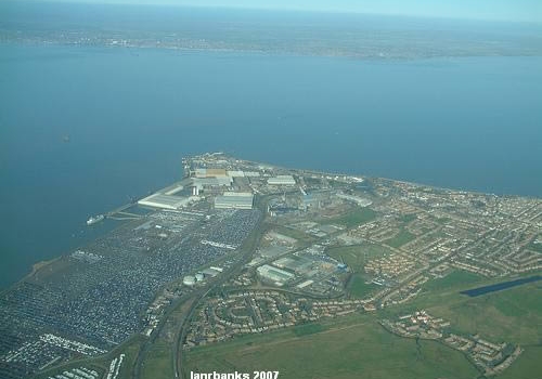 Medway 1,  Entrance, Creeks and Anchorages up to Gillingham Reach