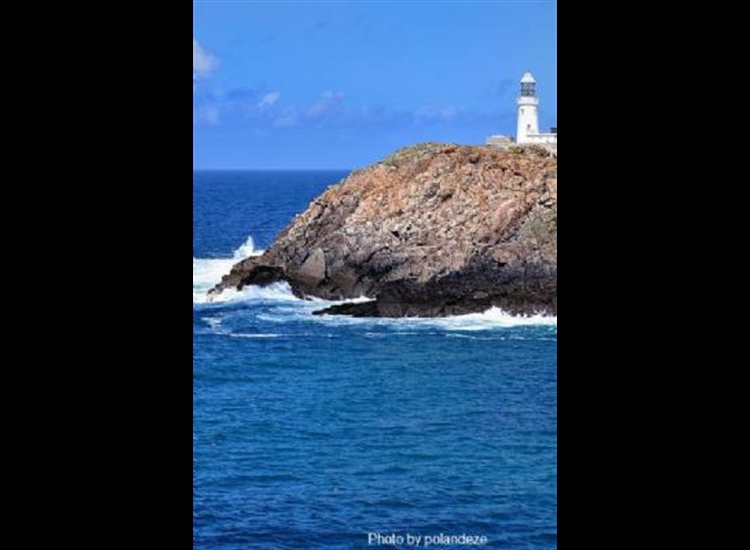 Round Island light from St Helen's