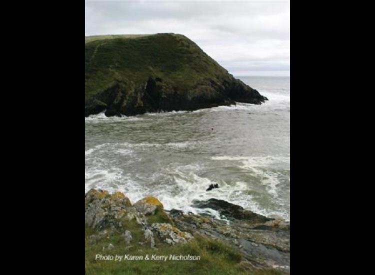 Roberts Cove looking across entrance from West