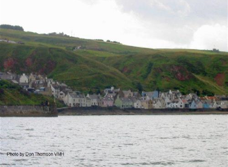 Gardenstown Approach closer in