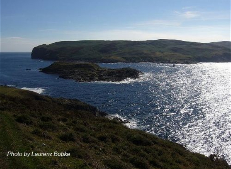 Calf Sound. Little Sound, Ketterland & the Calf of Man with light beacon centre right