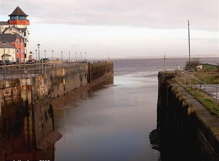 Entrance to Portishead Marina