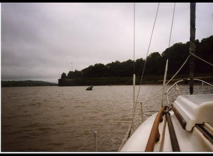 Pink Point from the North. Channel very close to the shore