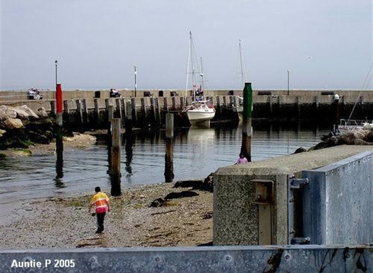 Dried out against the wall, Ryde Harbour