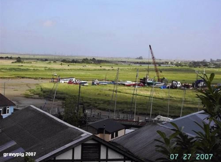 6.Boatyard
