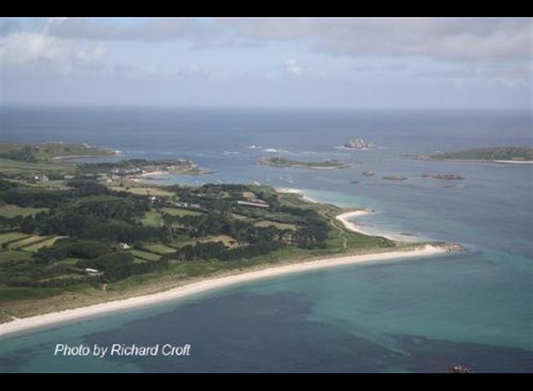 Lizard Point Tresco looking North. Island in centre is Norwethel with St Helen's right