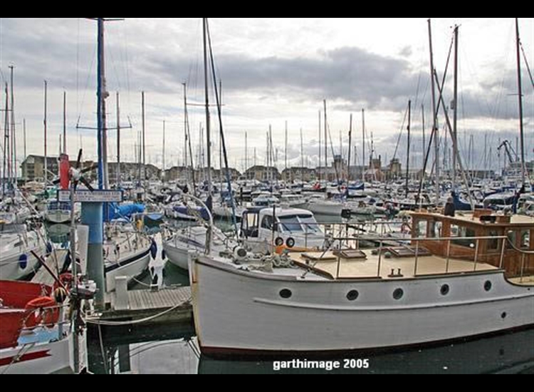 8.Ocean Village Marina