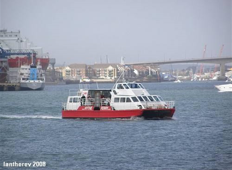 3a.Hythe Ferry calls at the Pier