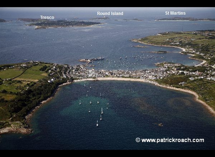 Porth Cressa looking North