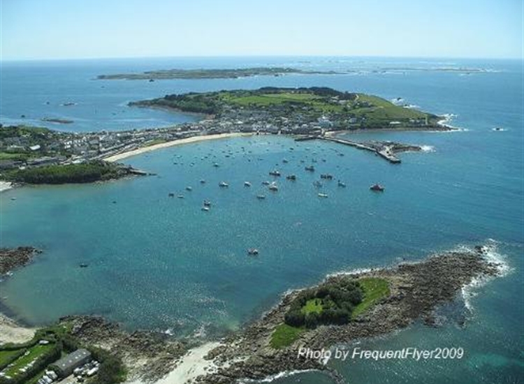 St Mary's Pool from NE. Newford Is foreground right; Gugh & St Agnes beyond