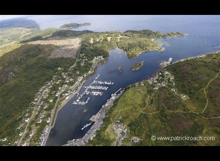 Tarbert looking NE