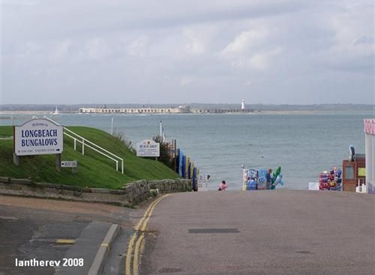 Access to Slipway, Colwell