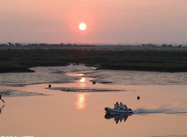 Dinghy mission up the Creek